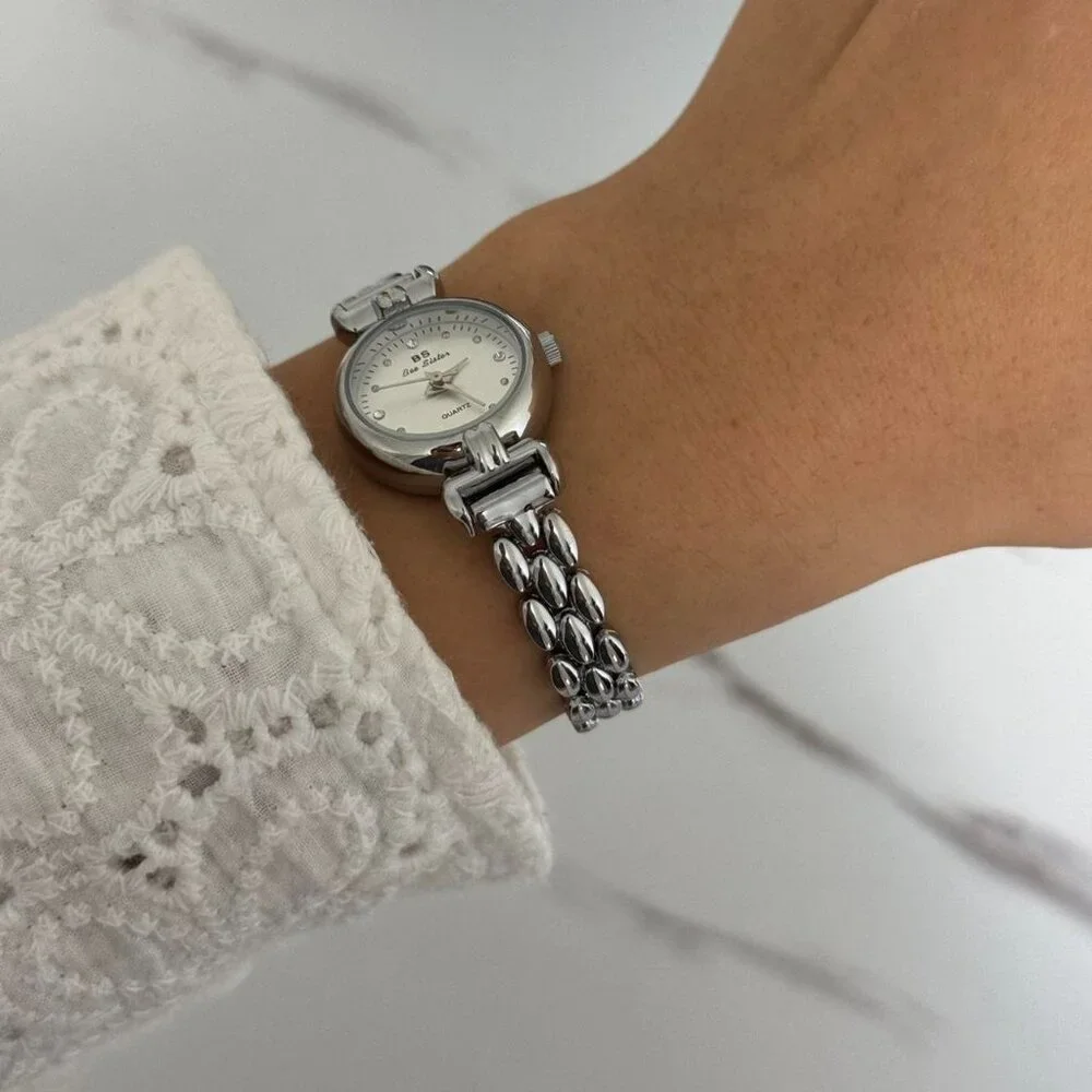 Sku:0176 Retro round vintage style mini silver watch bracelet + in‎ a gift box